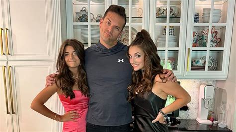 Proud girl dad goes viral for response to having 4 daughters.